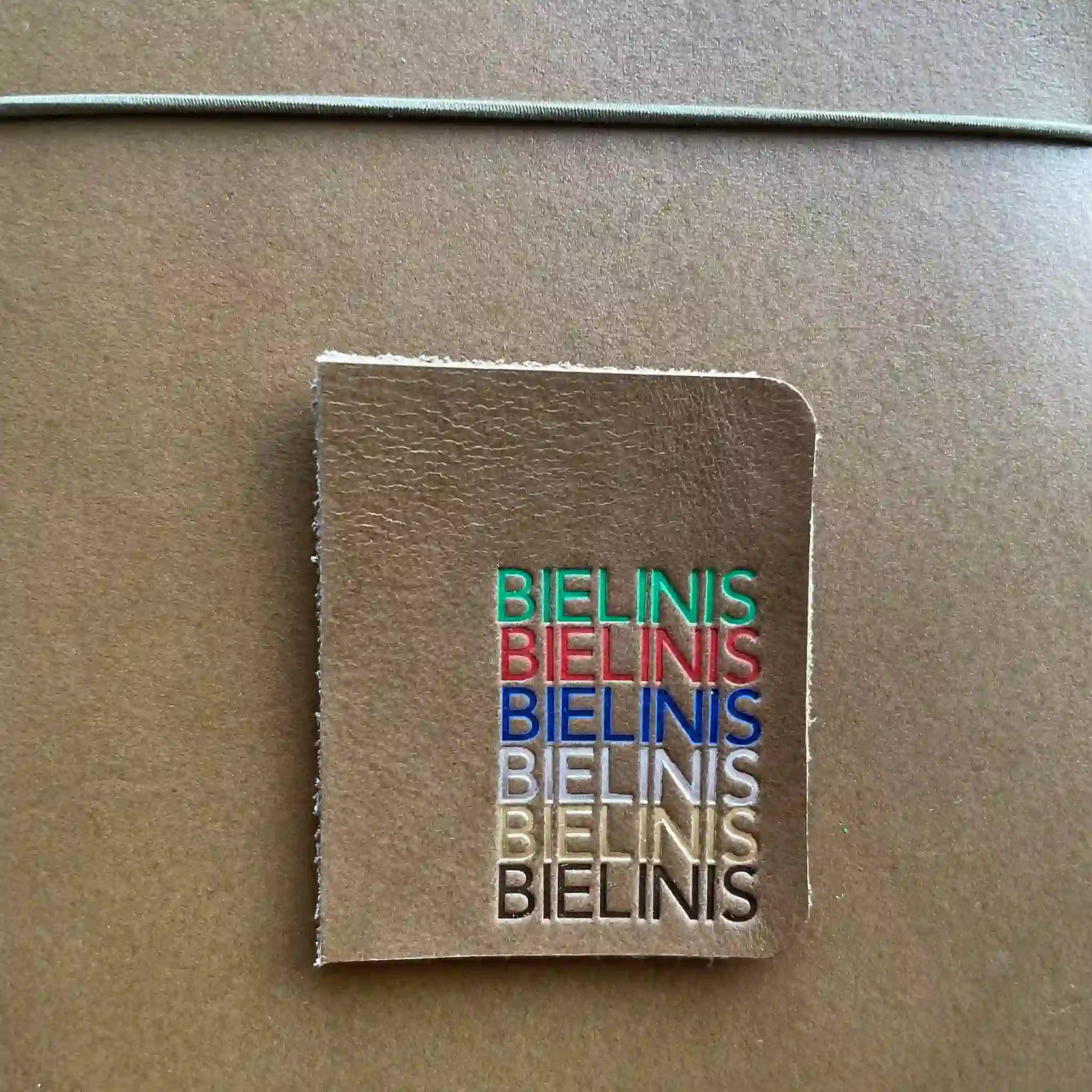 Embossing foil options for Bielinis handmade leather travelers’ journals, adding personalized touches to premium notebooks.
