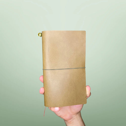 Bielinis handmade traveler’s leather journal Atlas in army green, front view highlighting genuine Baltic amber, premium craftsmanship and durable design.